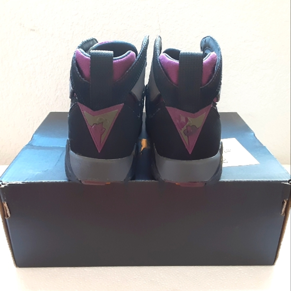 Jordans - Picture 4 of 6